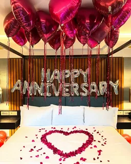 Anniversary Decoration