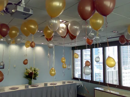 Ceiling Balloons decor